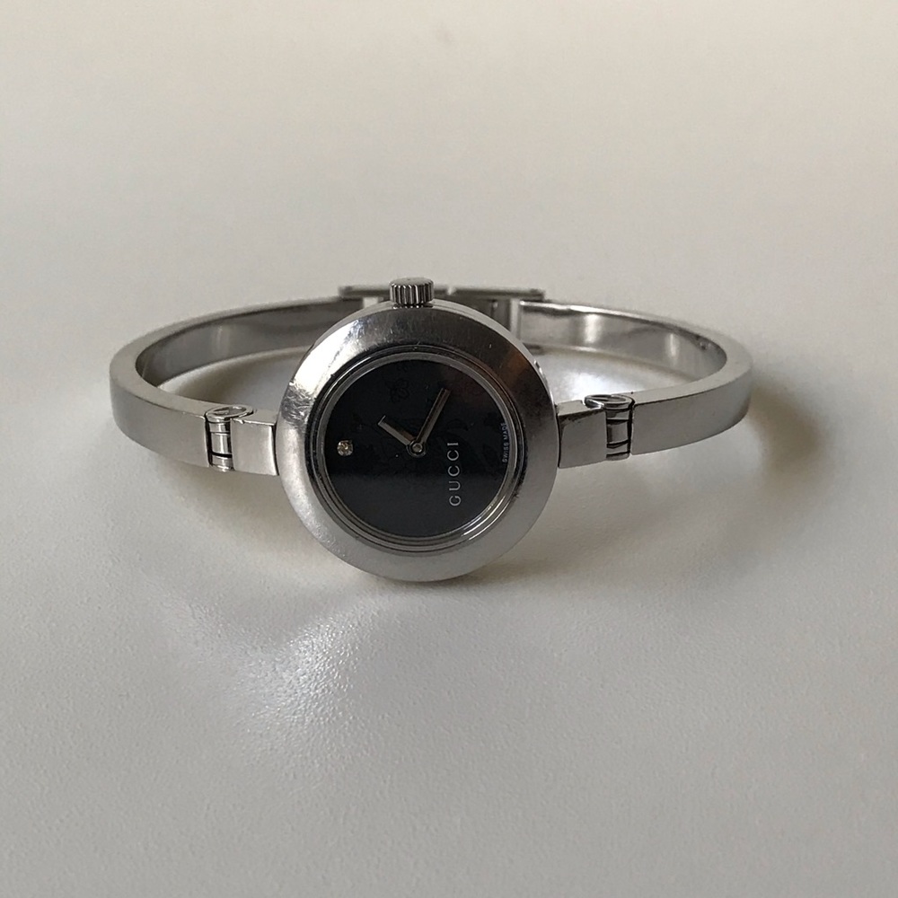 Gucci 105 Series Watch - Picture 3 of 9